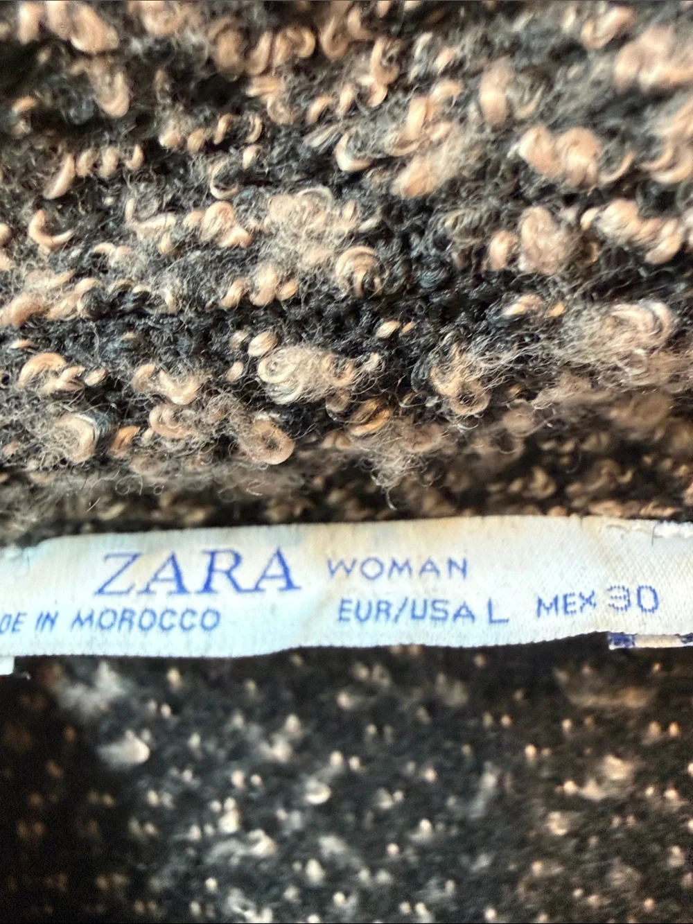 Zara Marled Black and Cream Bouclé Sweater - Picture 2 of 2